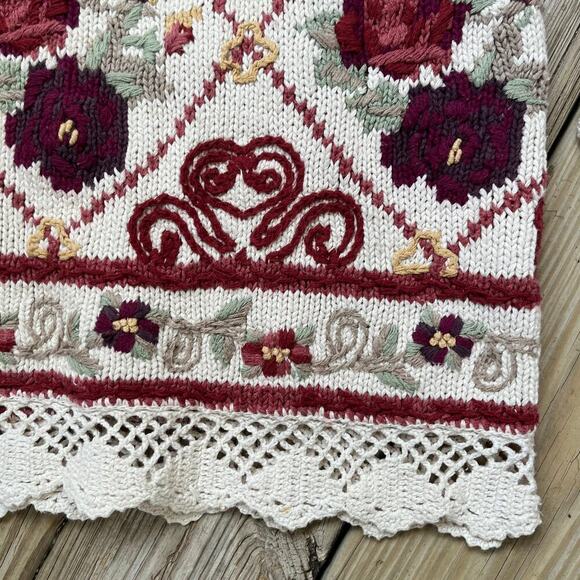 Express Women's Vintage Chunky Knit Floral Embroidered Sweater Size M - Picture 3 of 9